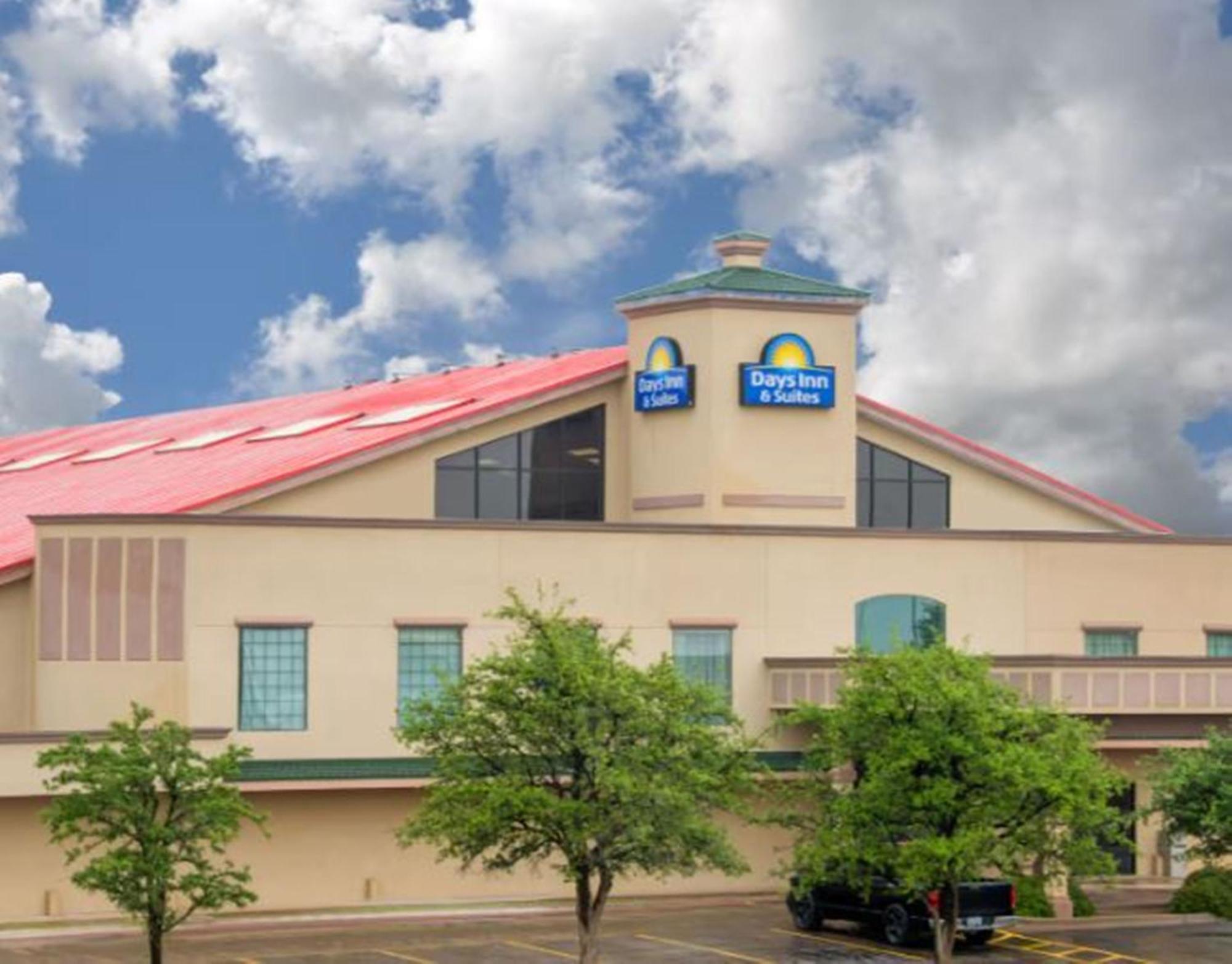 Days Inn By Wyndham Lubbock South Экстерьер фото
